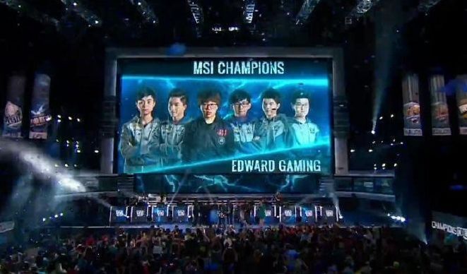 一线队给予 一线队给予