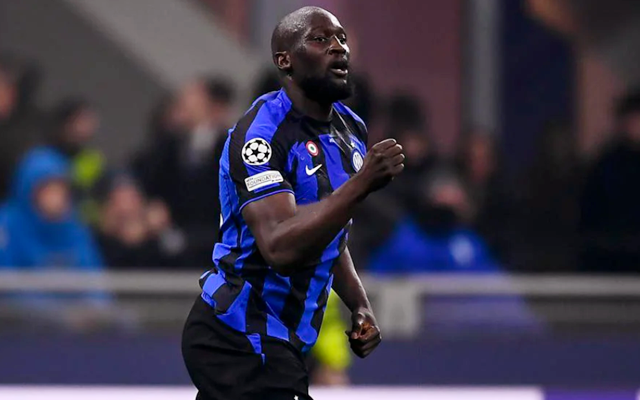 就更不能和 就更不能和