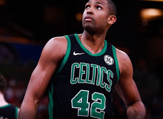 与此同时 与此同时