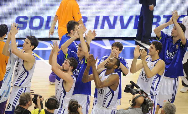 卡住内线 卡住内线