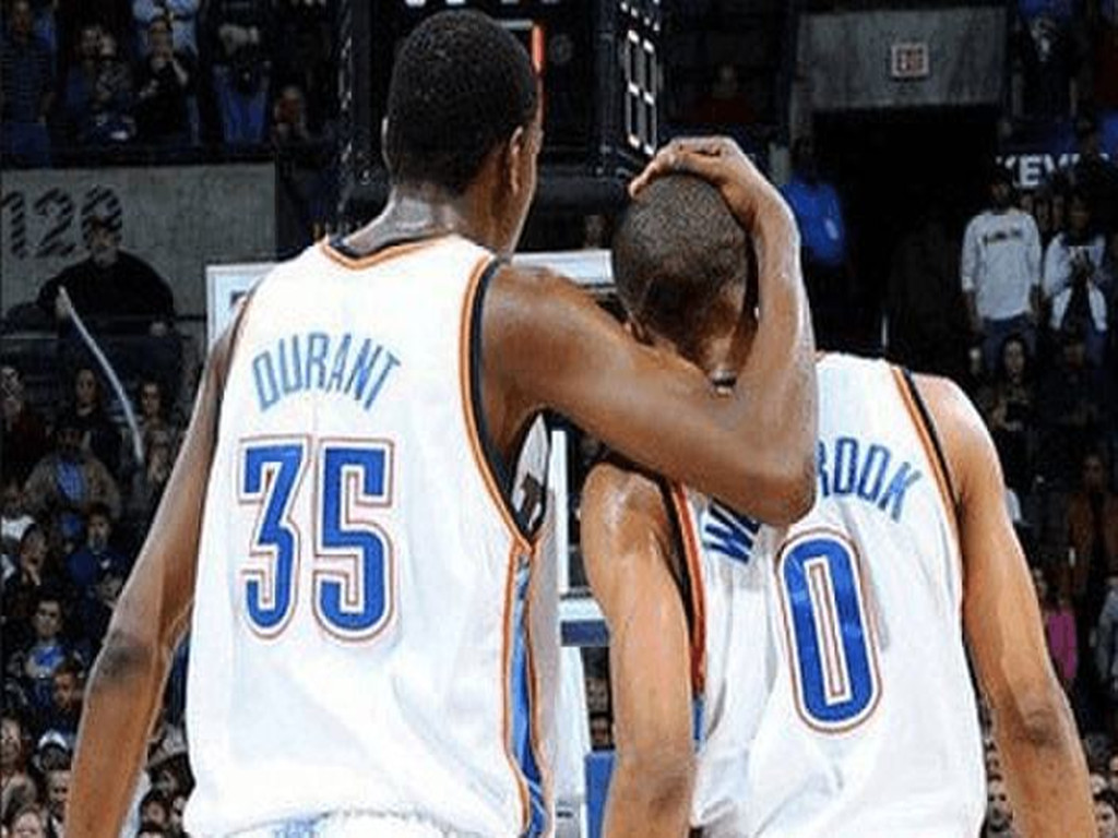 防守端则以 防守端则以